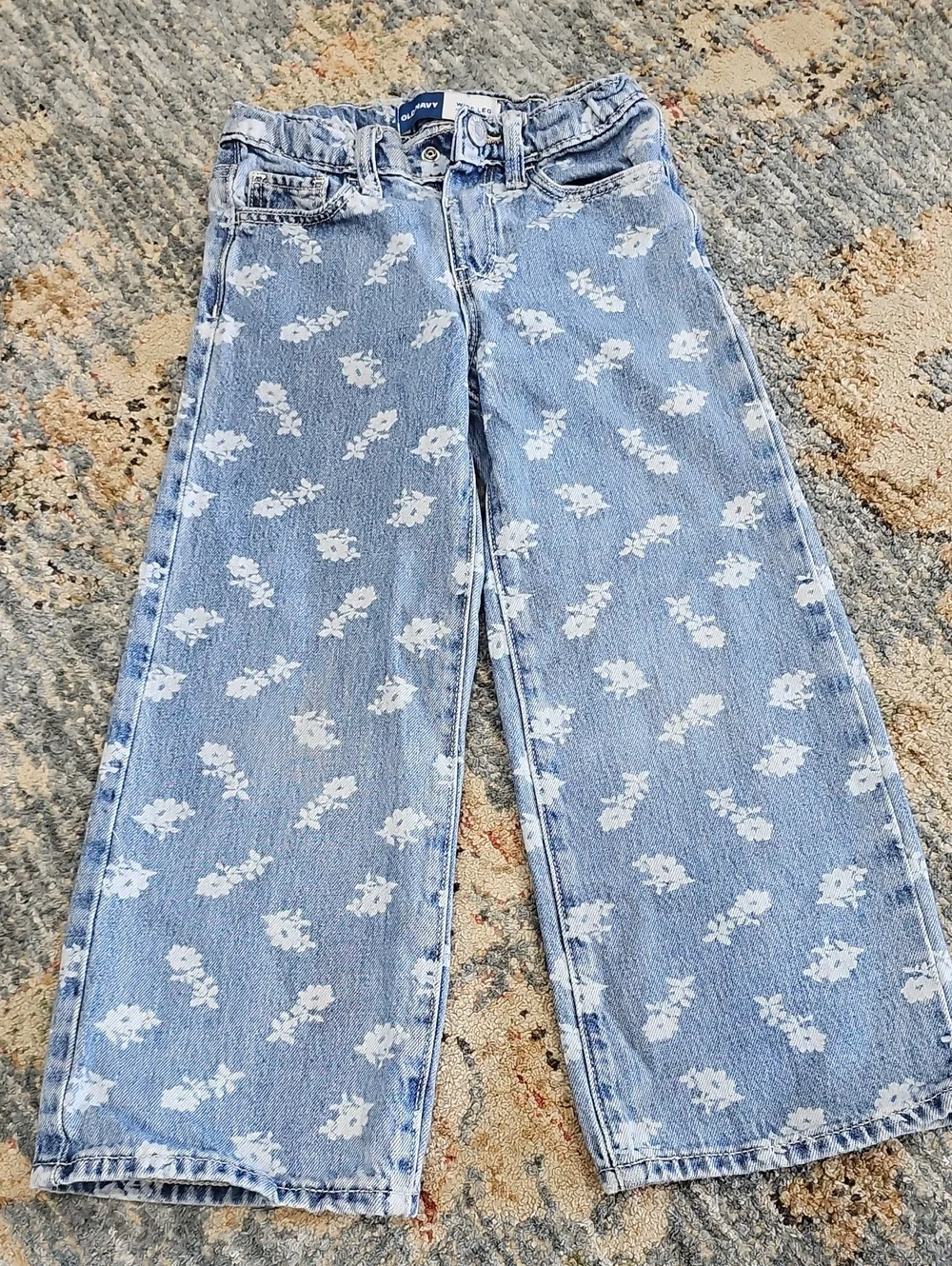 Old Navy Light Blue Denim Jeans with White Floral Print - Kids